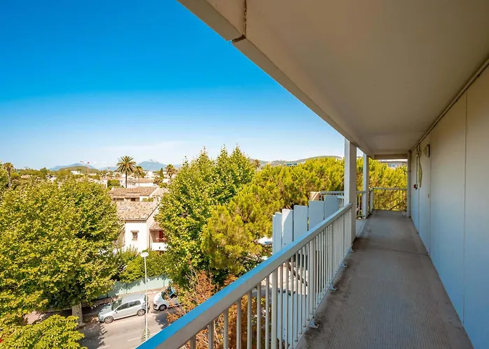 B&B HOTEL Hyères